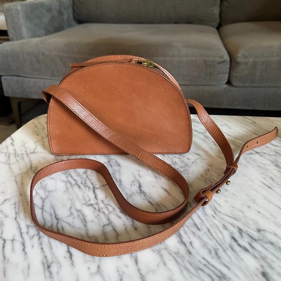 Madewell Handbags - Madewell Half Moon Crossbody Bag